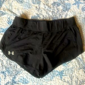 Under Armour Heat Gear Running Shorts Two pockets